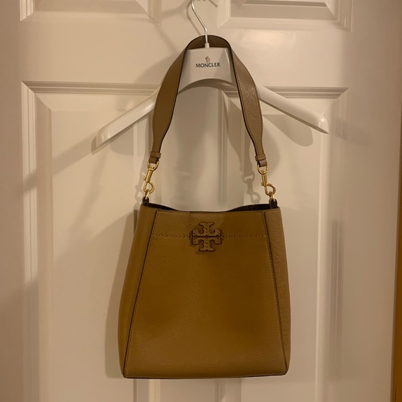 Tory Burch McGraw Bucket Bag - Picture 2 of 9